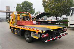 曲江道路救援拖车报价